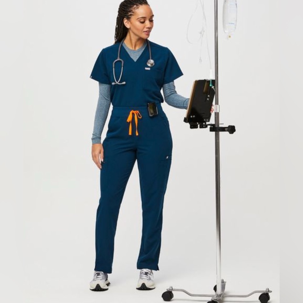 Figs Catarina One-Pocket and High Waisted Zamora Set - Deep Reef - XS Regular